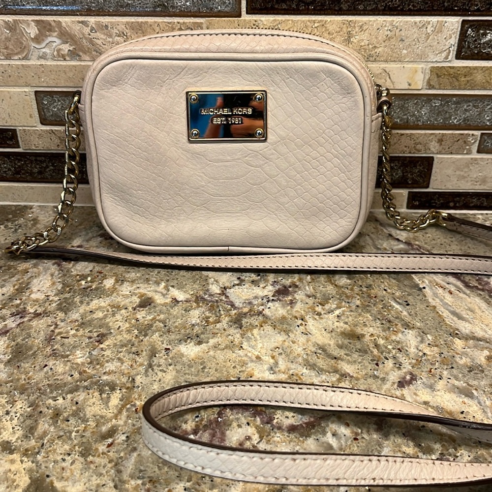 Michael Michael Kors Cream Crossbody with Gold-hardware